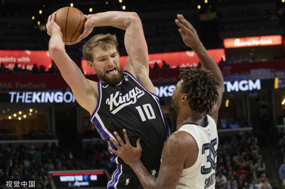 的介入使得 的介入使得