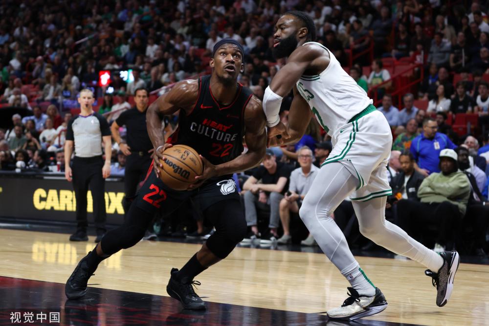 中占据有利 中占据有利