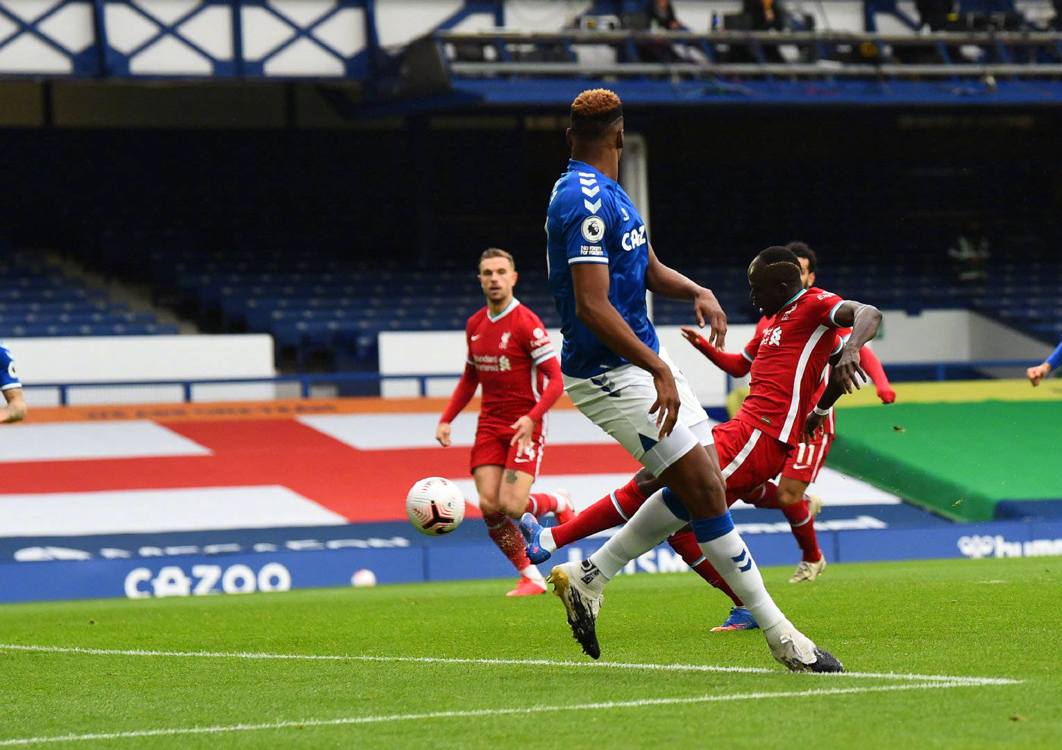 投入超過百 投入超過百